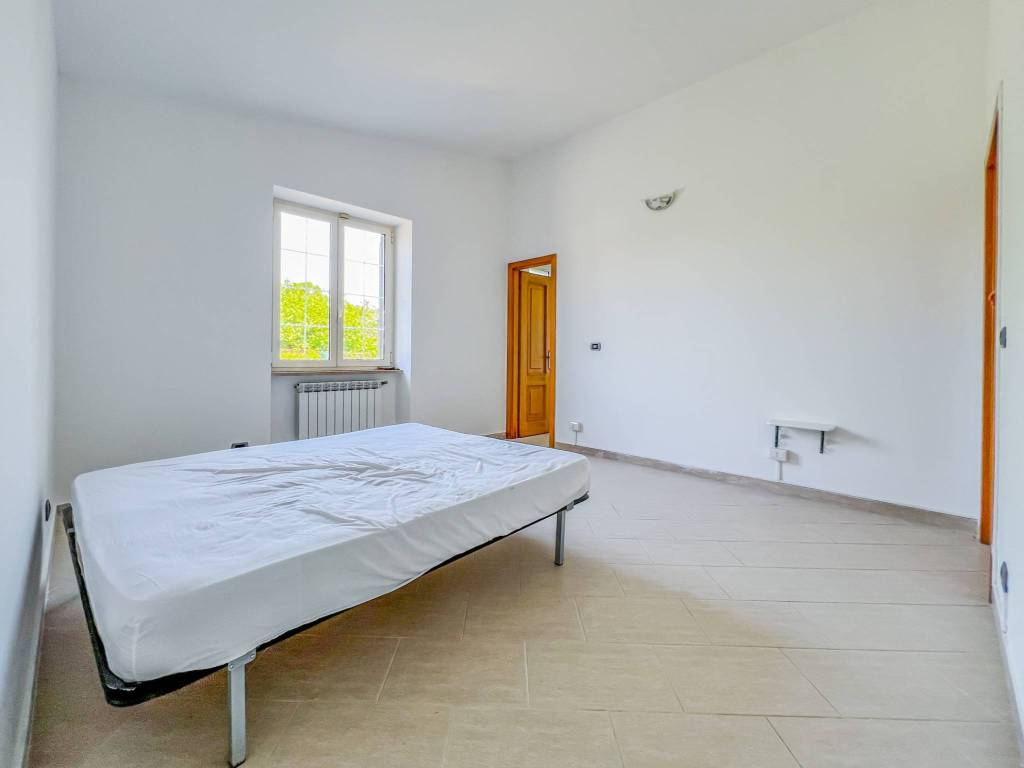 Villa a Aprilia in Via Platani - Foto 5