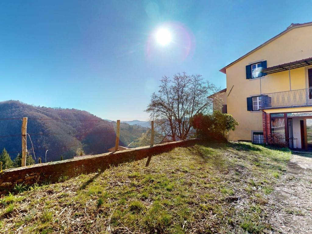 Casa indipendente a Coreglia antelminelli in Via del Forte, 60 - Foto 2