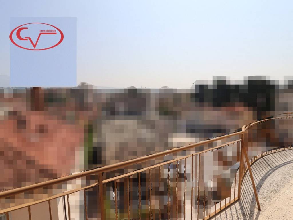 Appartamento a Montevarchi in Via Ammiraglio Burzagli - Foto 4