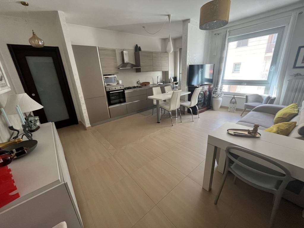 Appartamento a Potenza in Via Vincenzo Verrastro - Foto 4