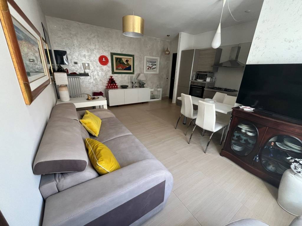 Appartamento a Potenza in Via Vincenzo Verrastro - Foto 5