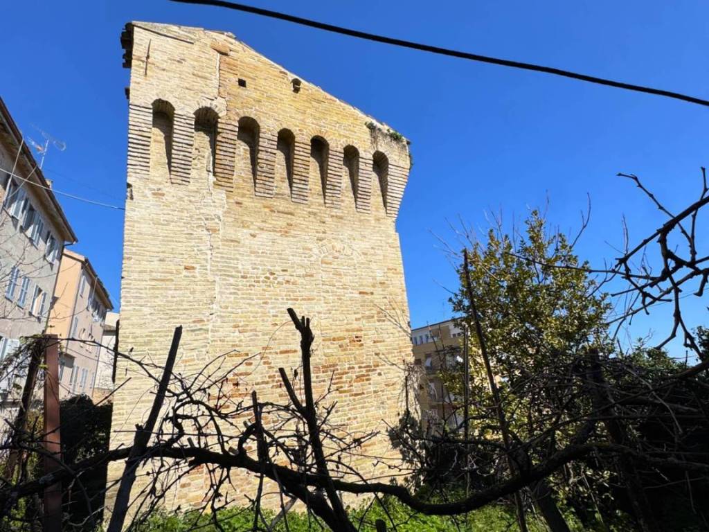 Casa indipendente a Fermo in via Graffigna - Foto 3