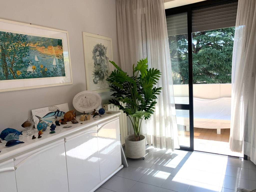 Appartamento a Riccione in Piazzale Vincenzo Ceccarini - Foto 2