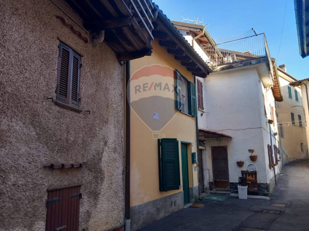 Appartamento a Cairo montenotte in Via Goito, 4 - Foto 2