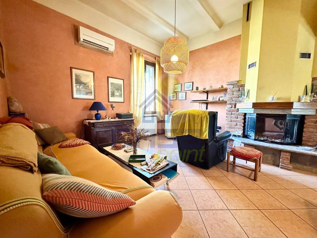Casa indipendente a Soresina in VIA 4 NOVEMBRE 147 - Foto 5