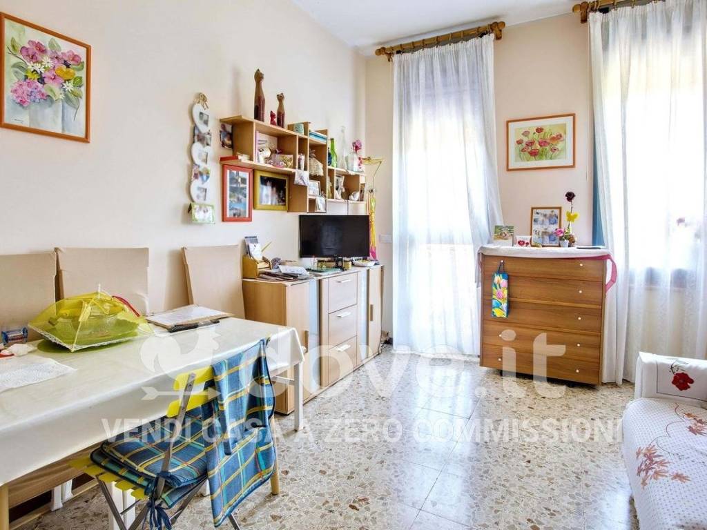 Appartamento a Luino in Via Amendola, 38 - Foto 4