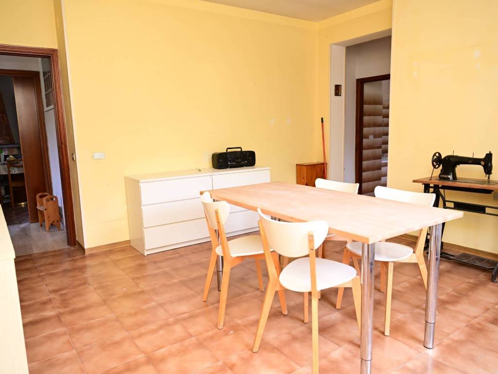 Appartamento a Frontone in via Monte Catria, 6 - Foto 4