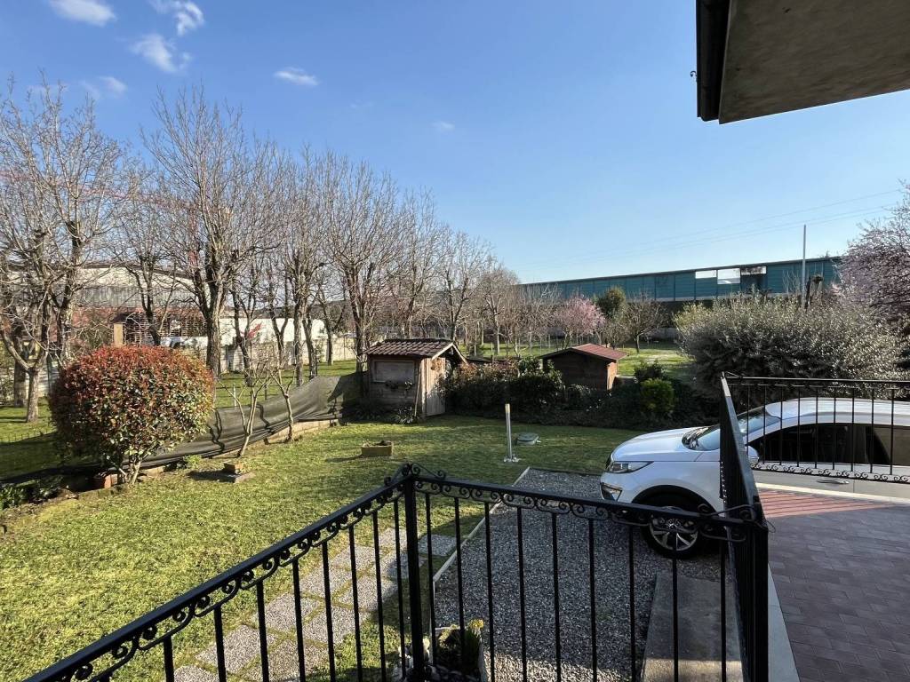 Villa a Castegnato in Via Fiorita - Foto 4