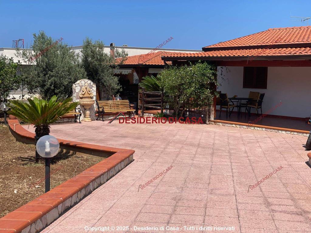 Villa a Carini in Via Leoni, 9 - Foto 2