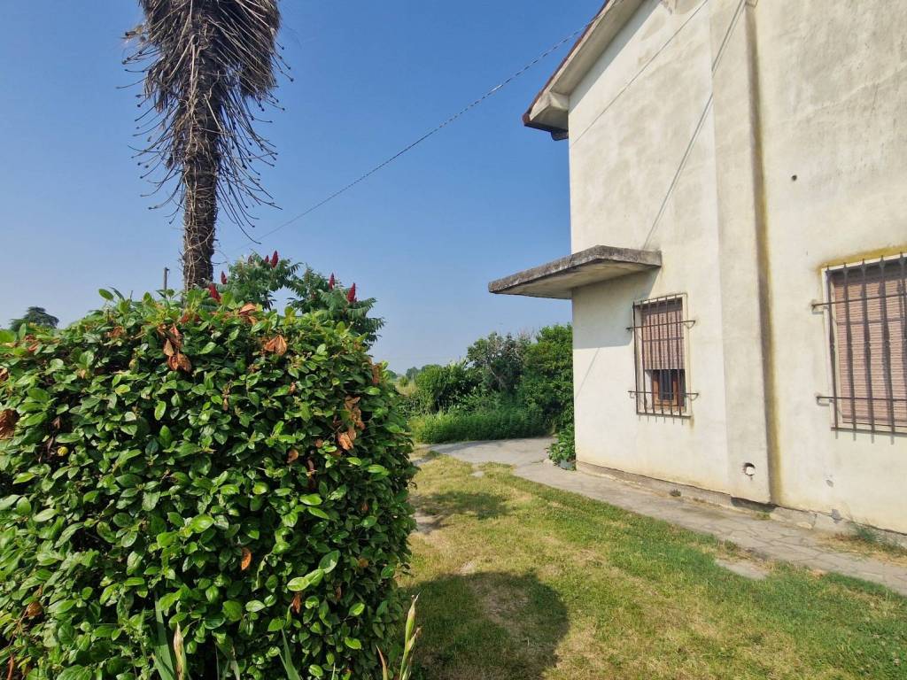 Villa a Villa estense in Via Finale - Foto 4