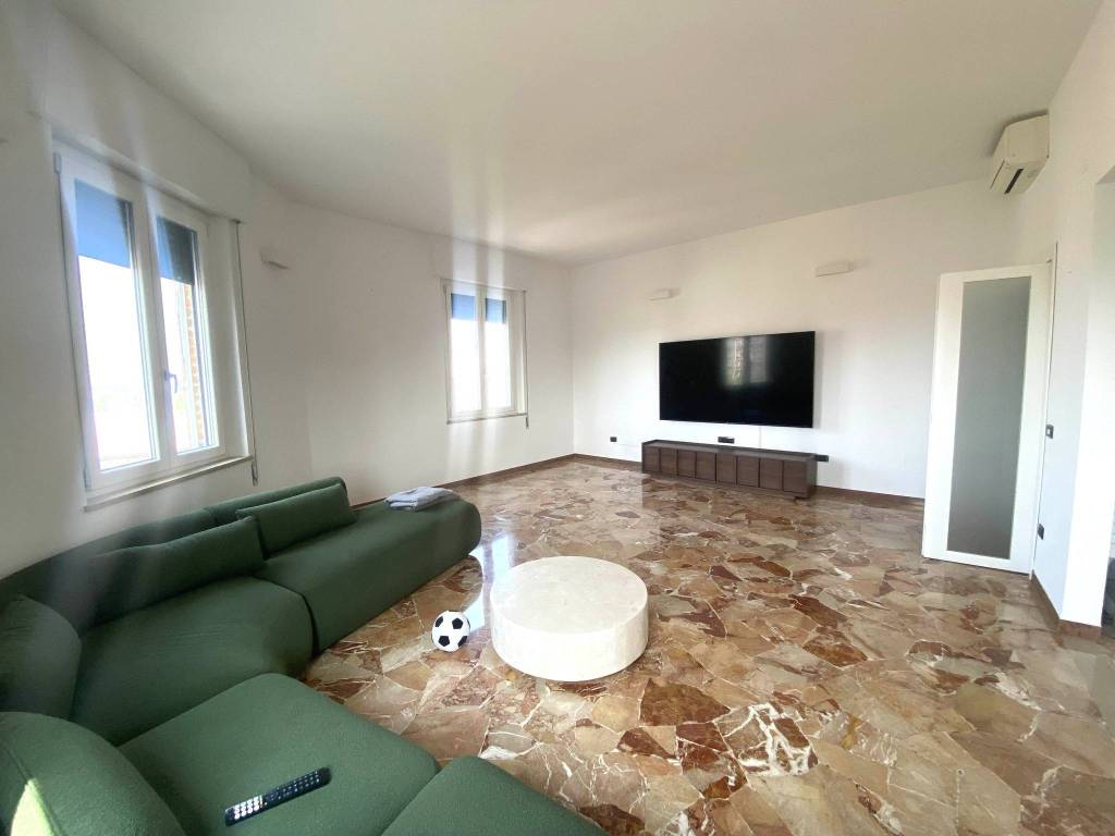 Appartamento a Ferrara in Via Aldighieri - Foto 2