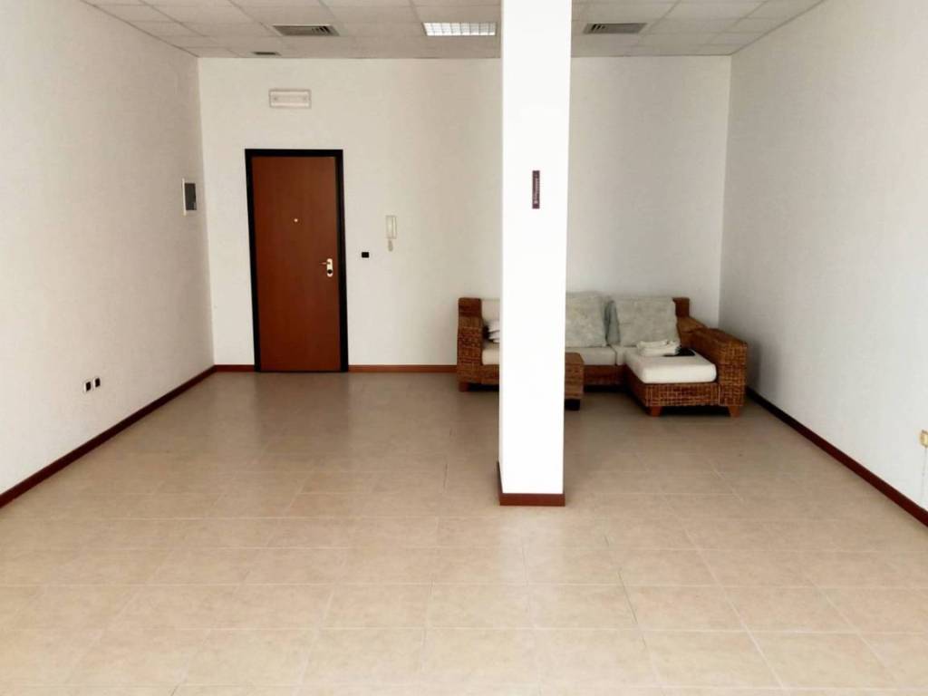 Appartamento a Monfalcone in Via Duca d'Aosta - Foto 2
