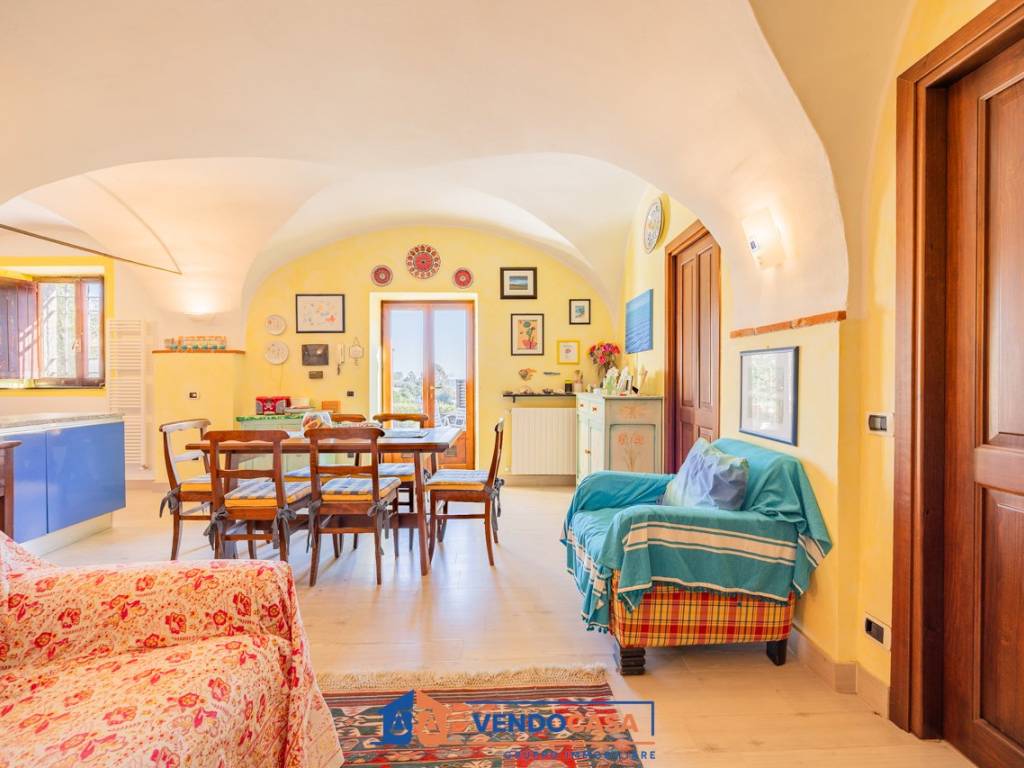 Villa a Spotorno in Via Provinciale Rustia - Foto 4