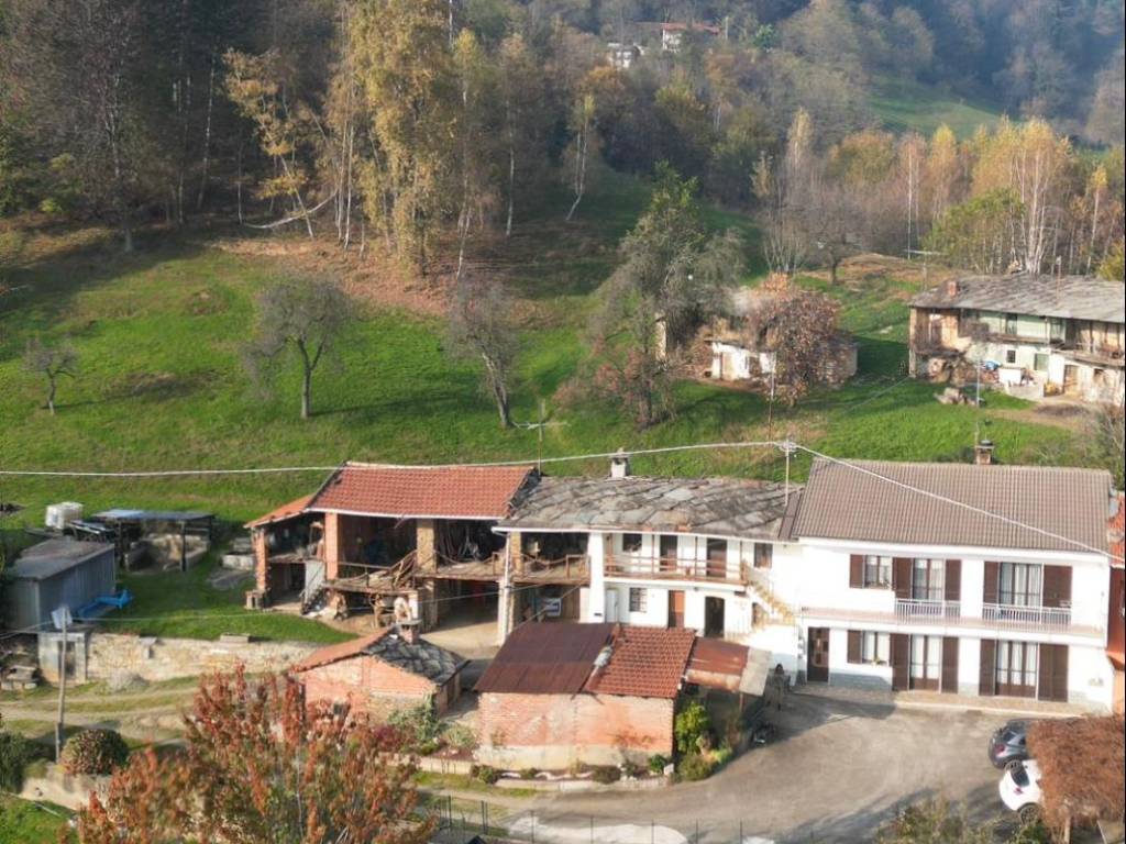 Villa a Bagnolo piemonte in Via Cave - Foto 2