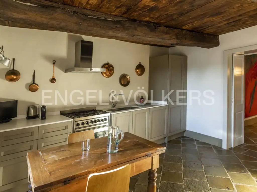 Villa a Serravalle langhe in Piazza Ravina - Foto 2
