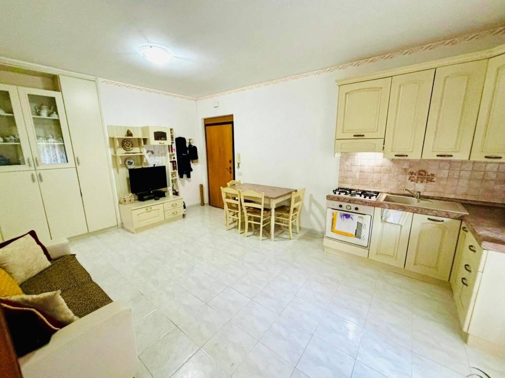 Appartamento a Aprilia in Via San Michele - Foto 4