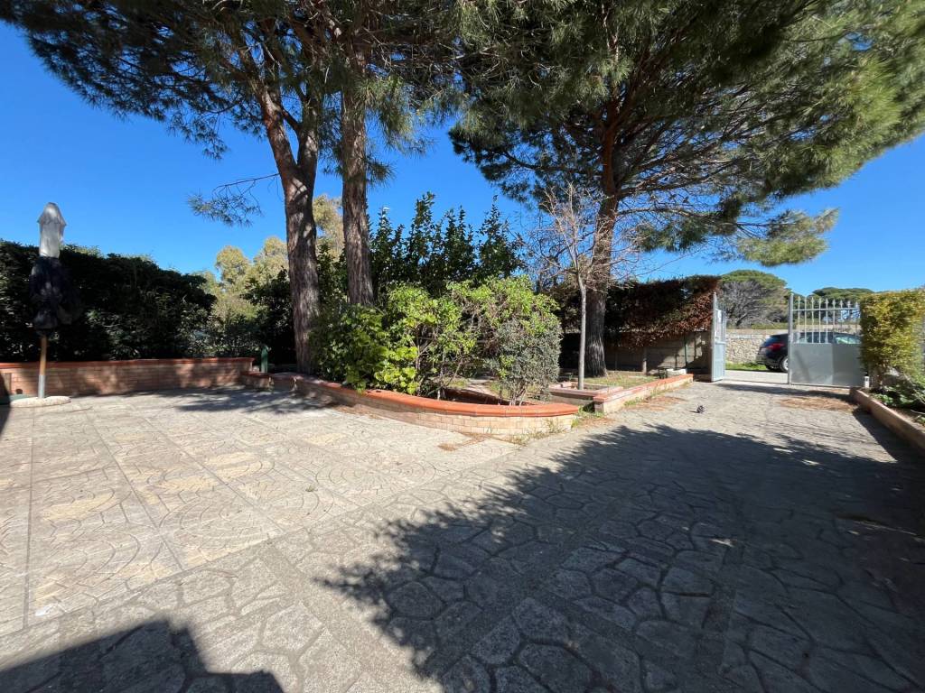 Villa a Borgia in Viale Nausica - Foto 2