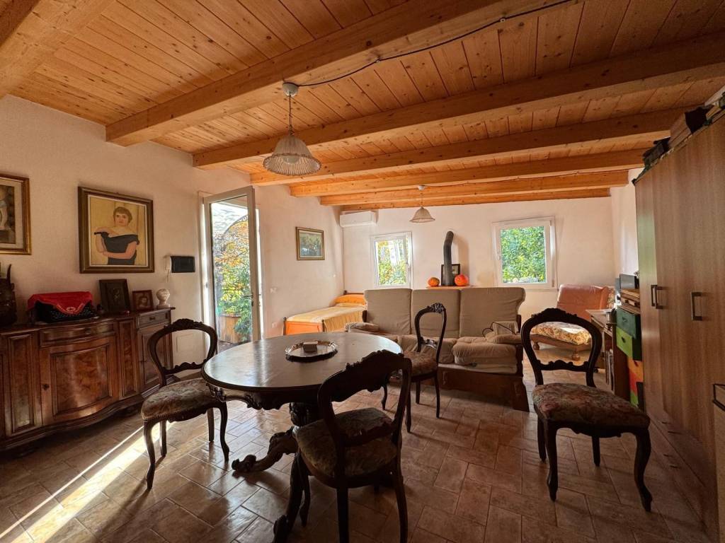 Villa a Castelnuovo magra in Via Molino del Piano - Foto 5