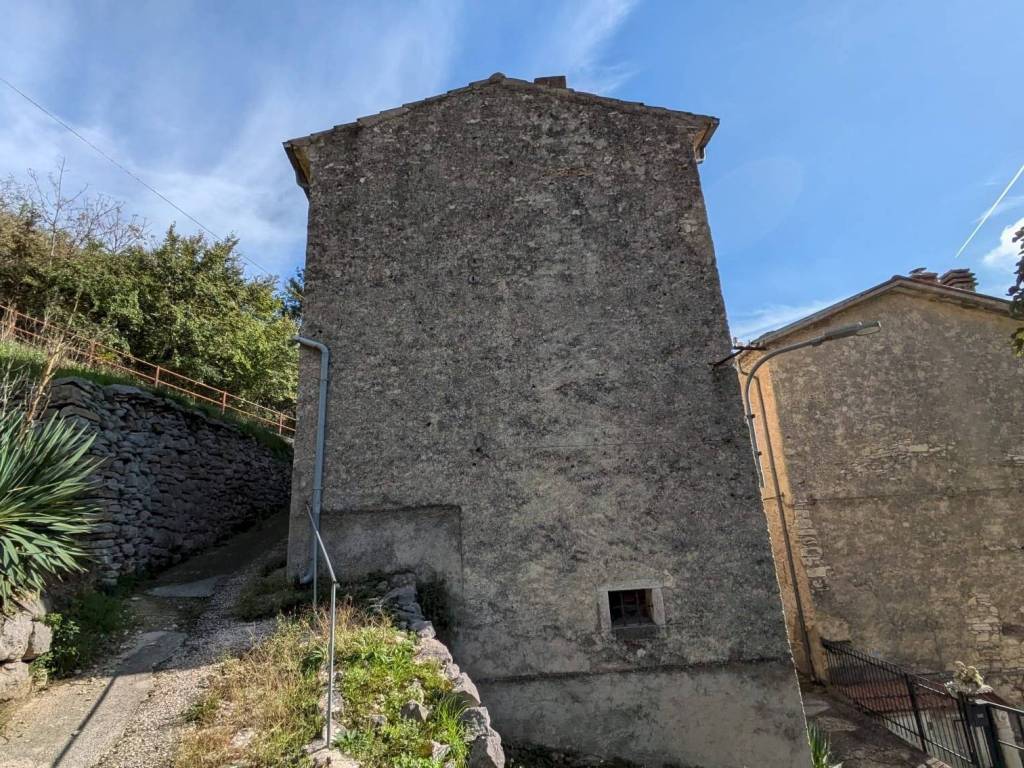 Casa indipendente a Castelpetroso in via Oro, 15 - Foto 3