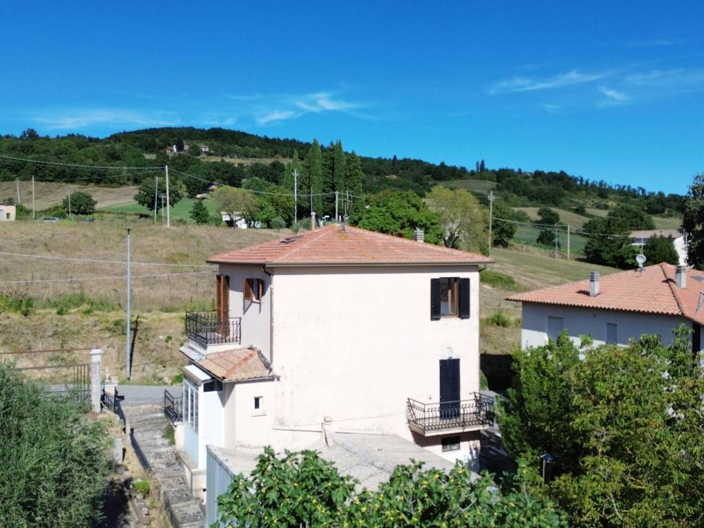 Casa indipendente a Gubbio in Torre Calzolari - Foto 2