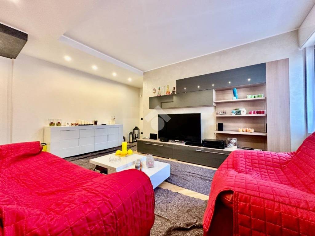 Appartamento a Garlate in Via Stoppani, 592 - Foto 2