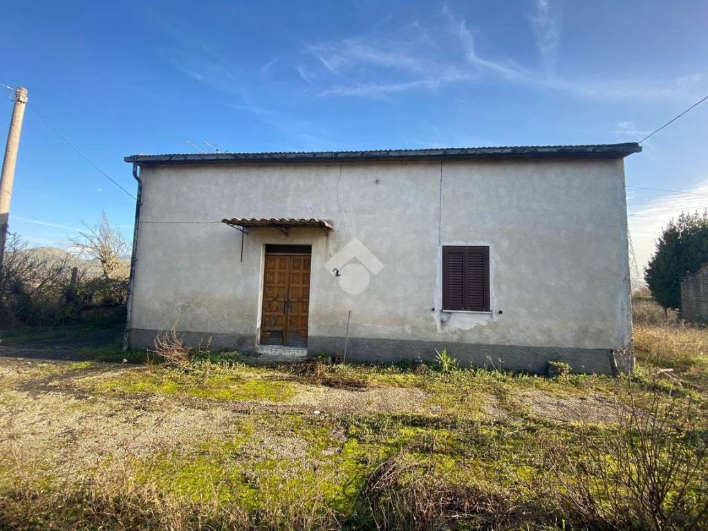 Casa indipendente a Cassino in VIA VALLE DEL GARIGLIANO - Foto 2