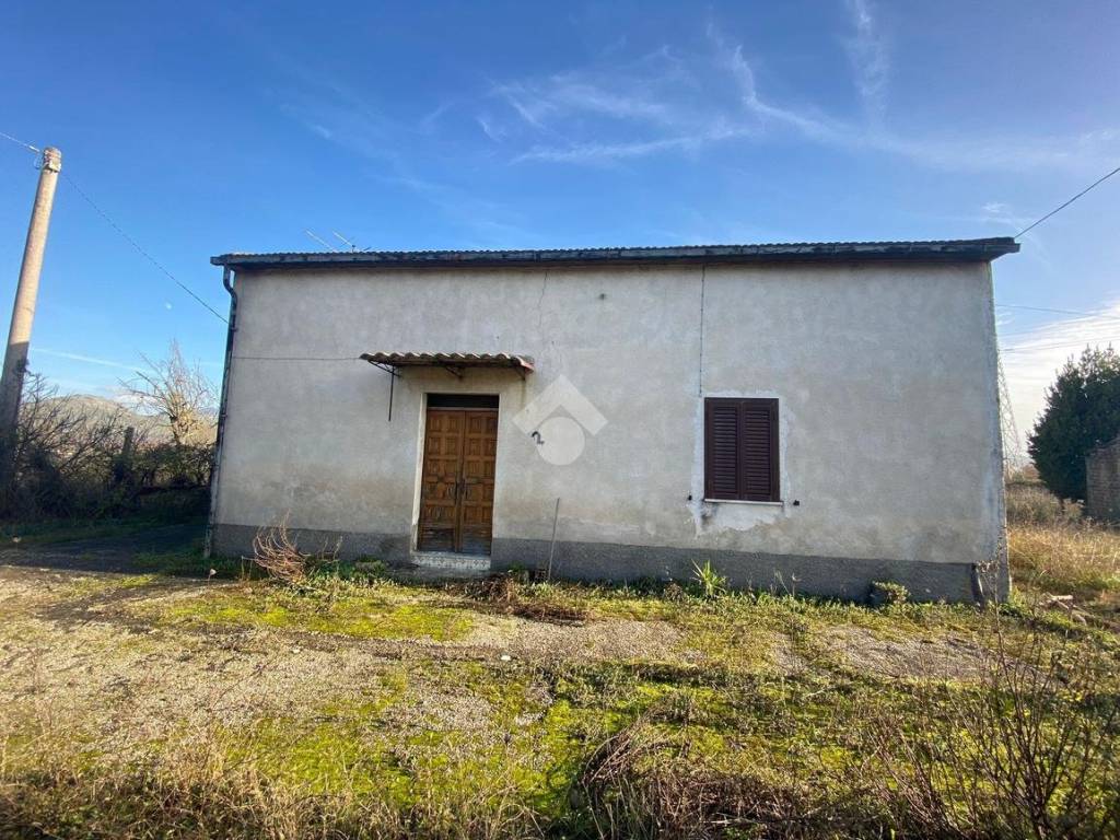 Casa indipendente a Cassino in VIA VALLE DEL GARIGLIANO - Foto 3