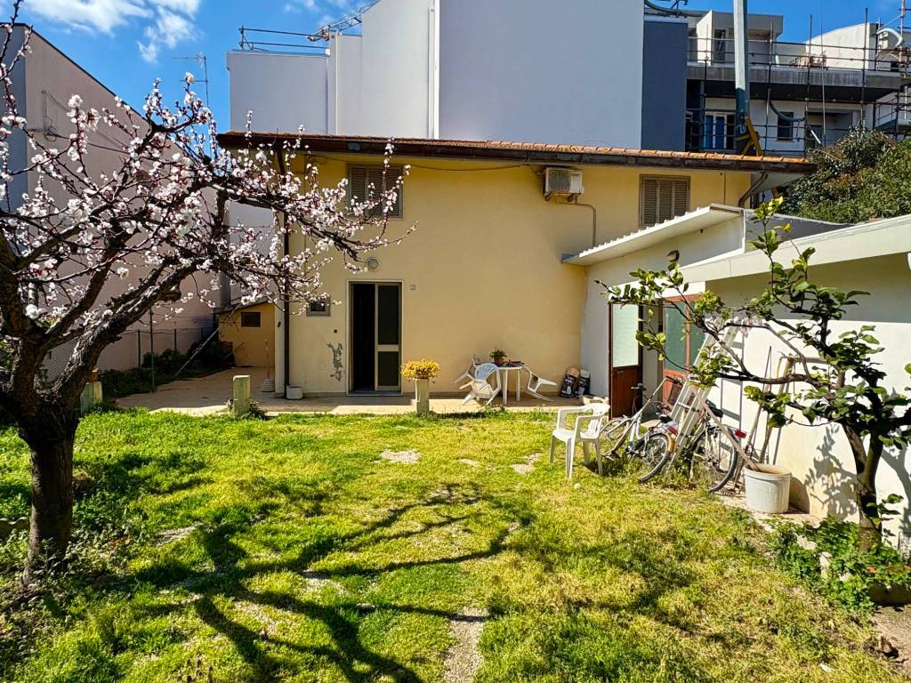 Villa a Giulianova in Via Bolzano, 20 - Foto 2