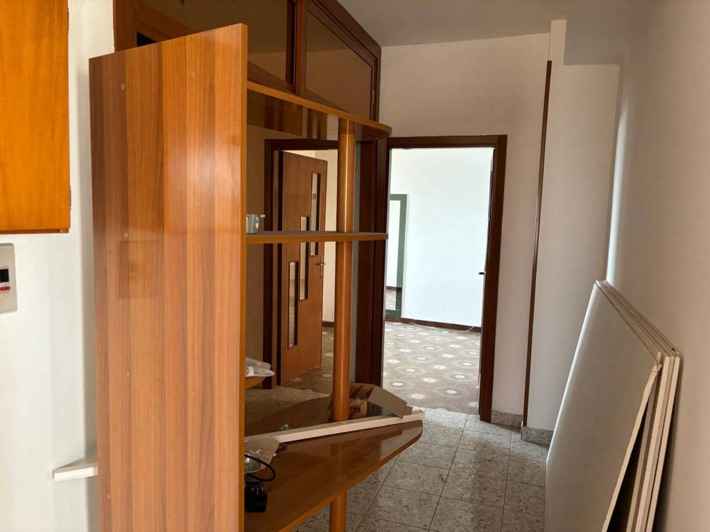 Appartamento a Crotone in Via Giordano Bruno - Foto 2