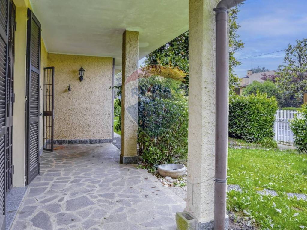 Villa a Lesmo in VIA PETRARCA, 5 - Foto 5