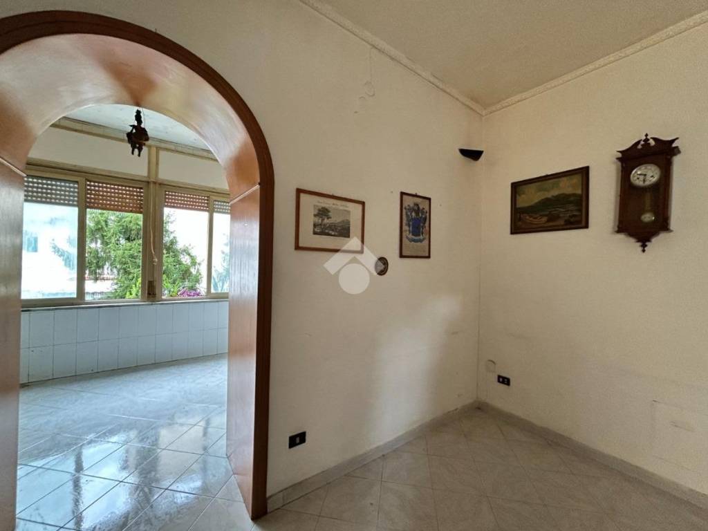 Appartamento a Napoli in Via bosco di capodimonte, 73 - Foto 4