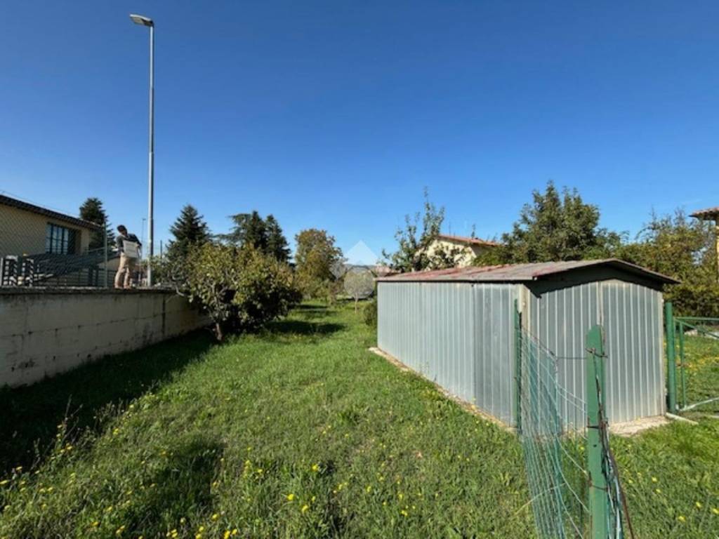 Appartamento a Gualdo tadino in Via Tagliamento - Foto 5