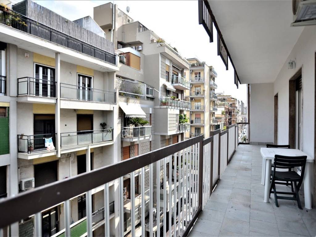 Appartamento a Bari in via Roberto da Bari, 53 - Foto 3