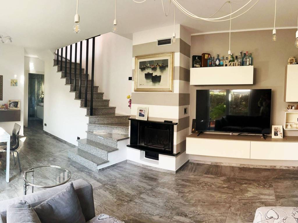 Casa indipendente a Luni in Via Calcina, 66 - Foto 3