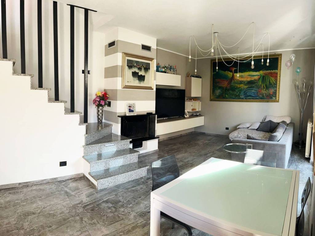 Casa indipendente a Luni in Via Calcina, 66 - Foto 4