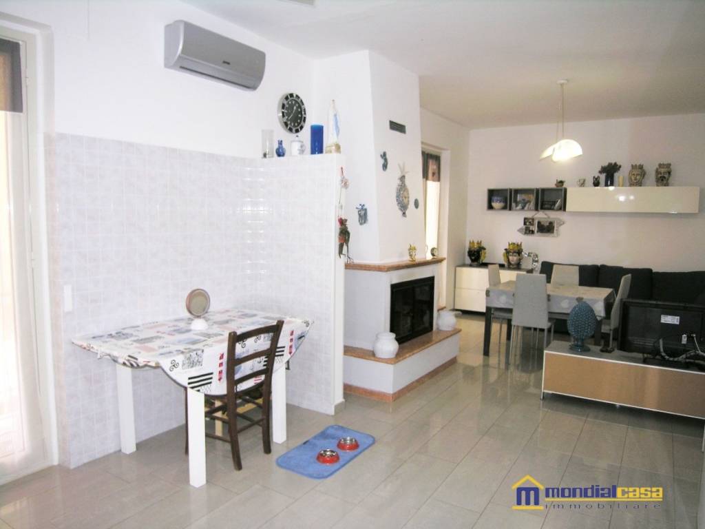 Casa indipendente a Pachino in via Amedeo - Foto 3