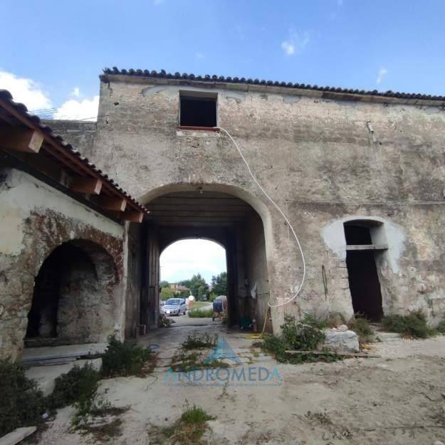 Palazzo / stabile a Santa maria capua vetere - Foto 4