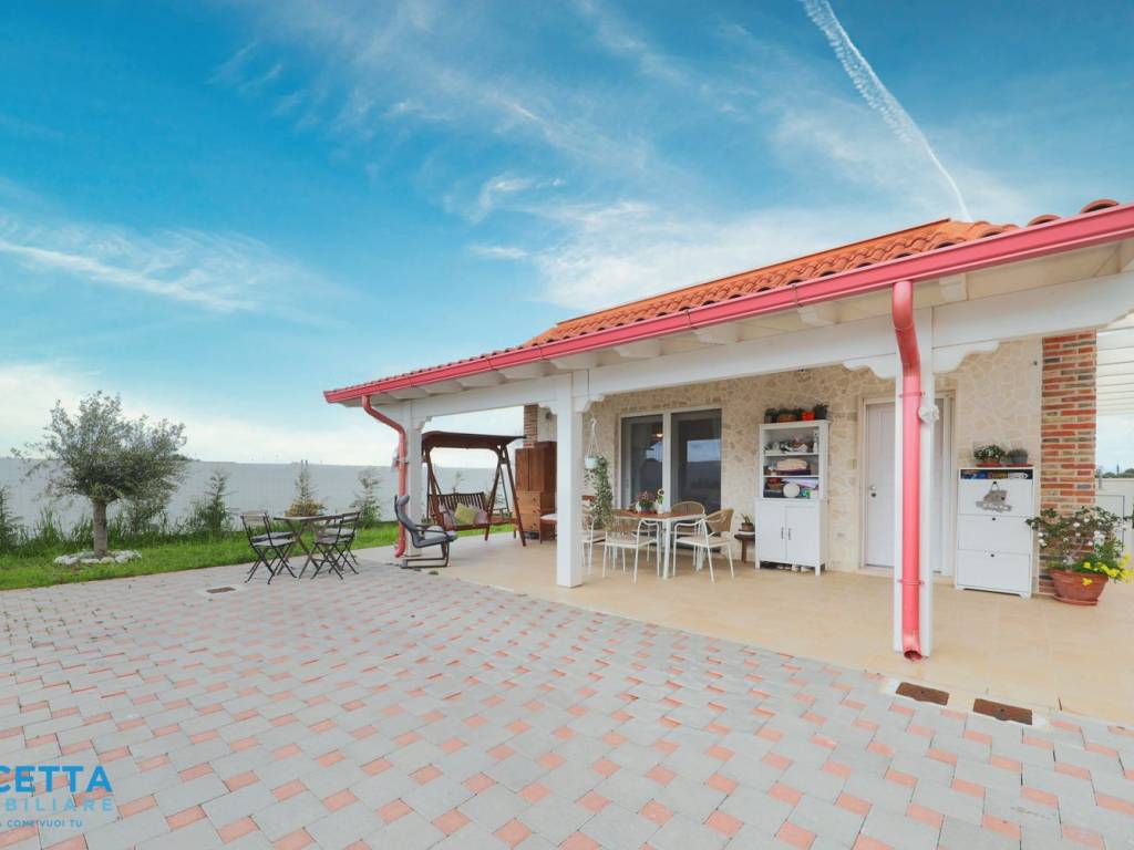 Villa a Taranto in Via Per Leporano - Foto 3