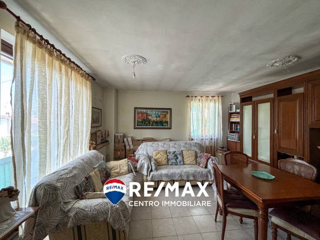 Villa a Castronno in Via Castellazzo - Foto 5