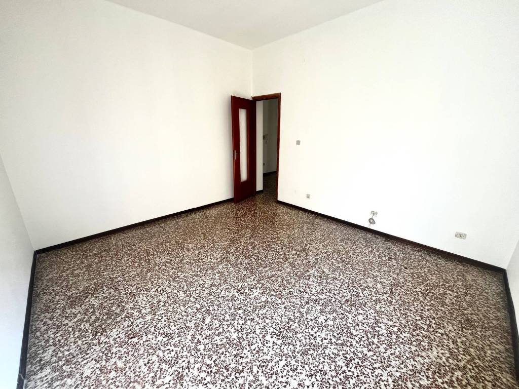 Appartamento a Vercelli in Via Francesco Petrarca, 25 - Foto 2