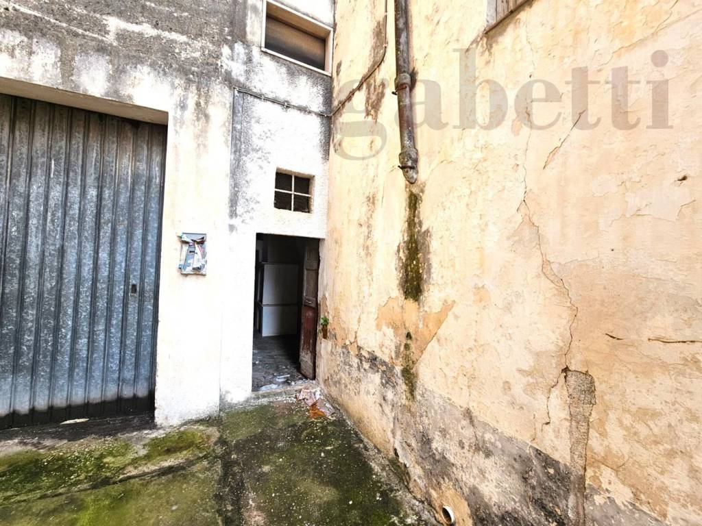 Appartamento a Copertino in Vico Antonio Quarta - Foto 2
