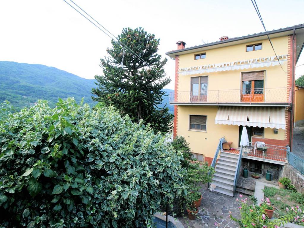 Villa a Pescia - Foto 2