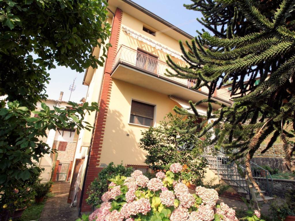 Villa a Pescia - Foto 3