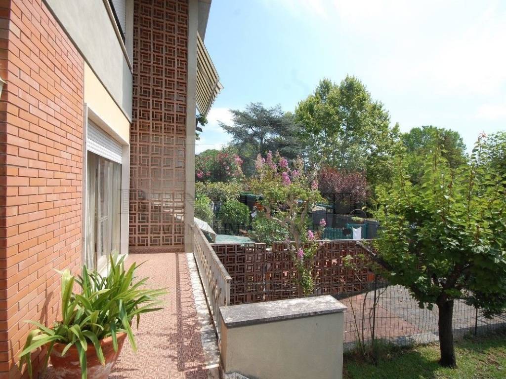Villa a Pietrasanta in Via Cortona, 127 - Foto 2