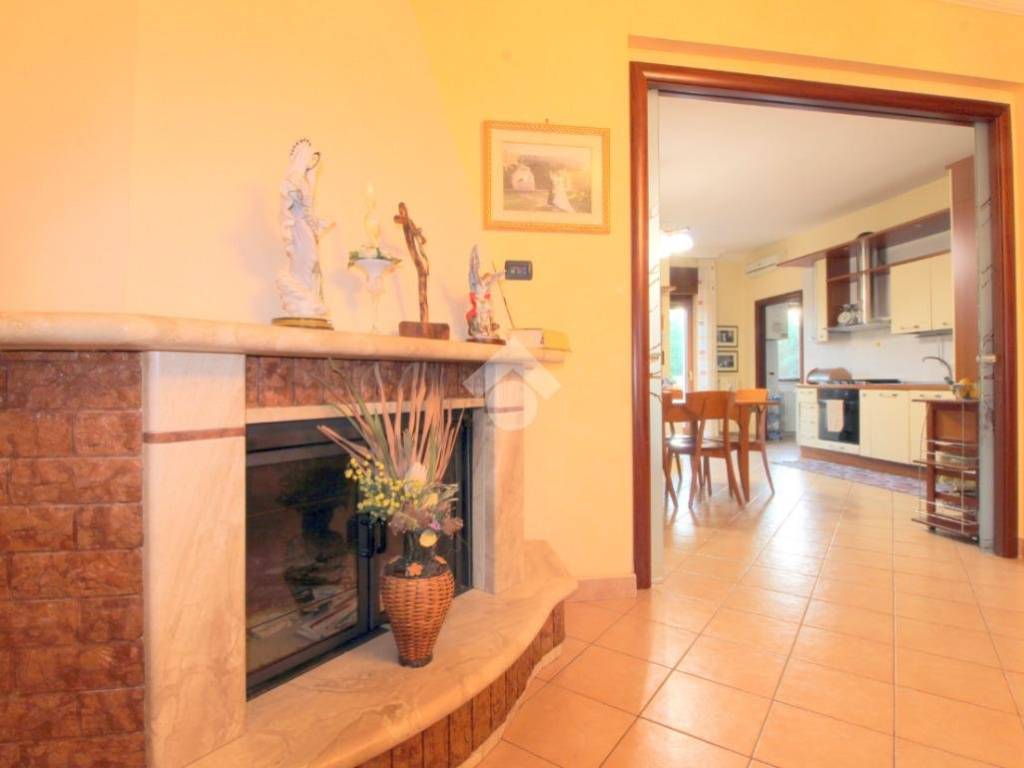 Villa a Lucera in Località Perazzelle - Foto 3