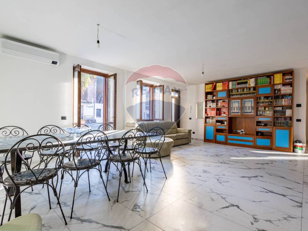 Appartamento a Cilavegna in VIA CARLO PIZZARELLI, 18 - Foto 4