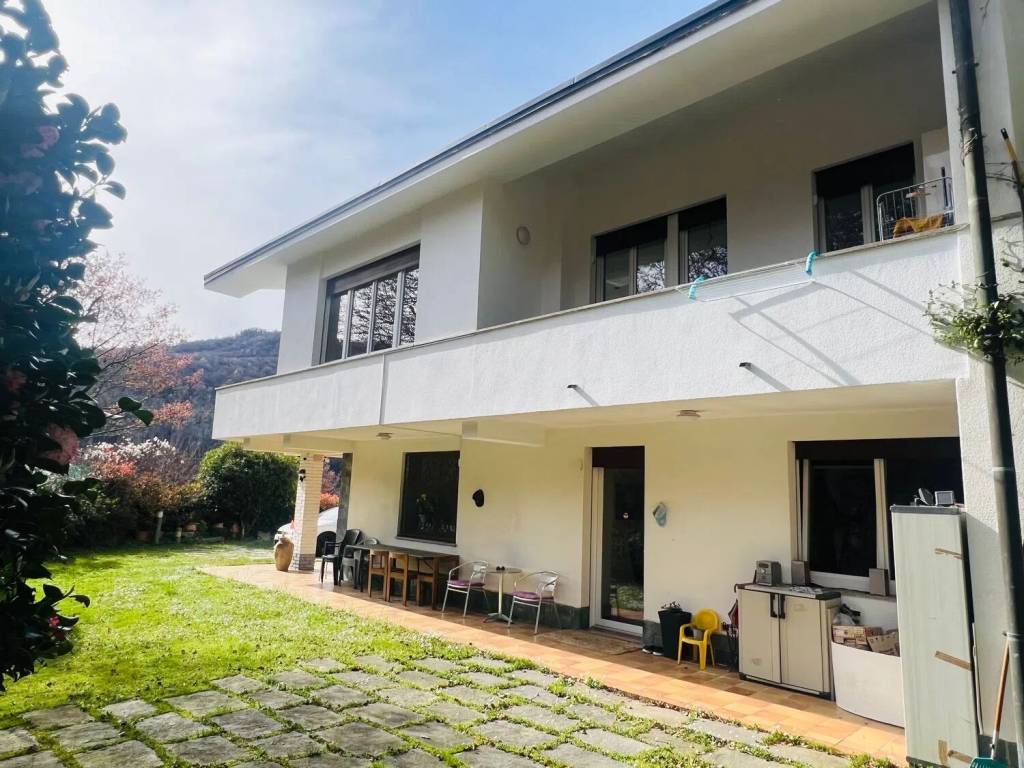 Villa a Valganna in Via Isella, 13 - Foto 2