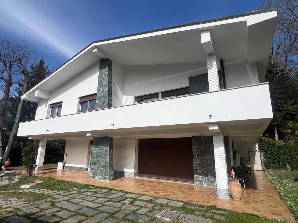 Villa a Valganna in Via Isella, 13 - Foto 4