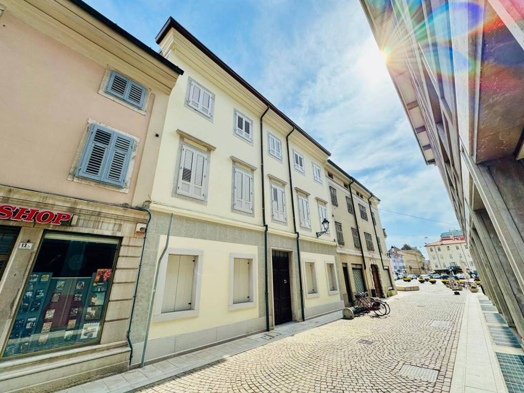 Palazzo / stabile a Gorizia in VIA MAZZINI - Foto 2