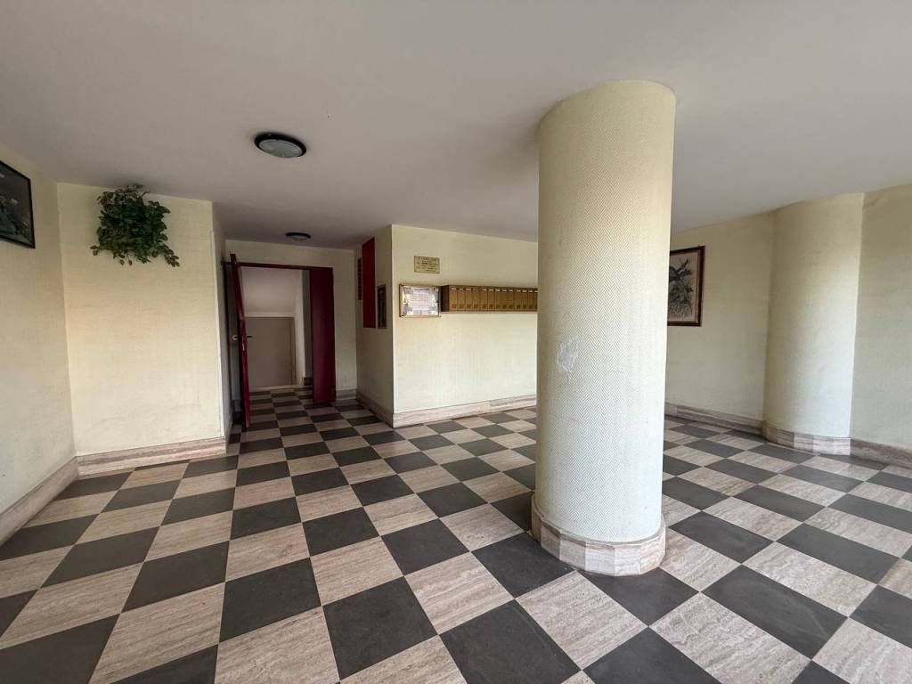 Appartamento a Taranto in Piazza Pertini, 8 - Foto 2